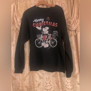 Disney Merry Christmas Mickey Mouse sweatshirt